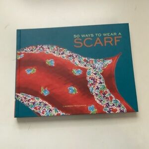 50 ways to wear a scarf book